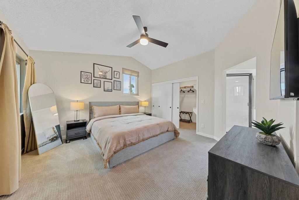 4br Model W Pool And Pool Table In Henderson Сasa de vacaciones